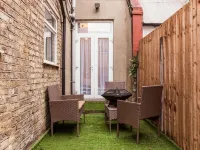 北中倫敦度假屋/ 可住8人/花園/無線網絡 白鹿巷附近的飯店