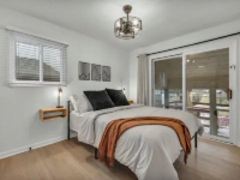 Game Room.Bar.Firepit.Renovated & Modern Retreat! Ξενοδοχεία στην πόλη Berea