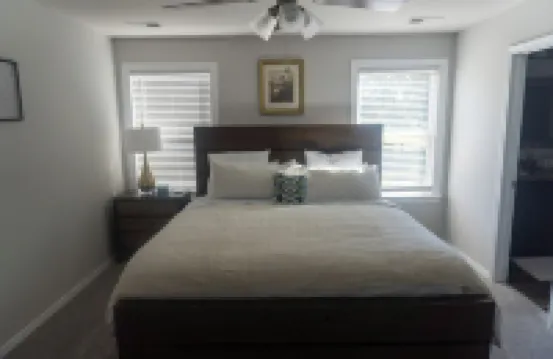 Sweet cozy  3-bedroom house in delightful downtown Montevallo