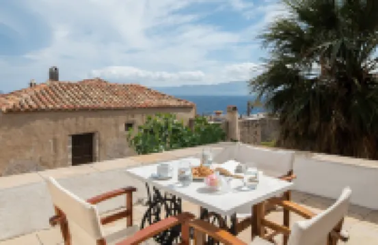 梅內克西斯套房莫奈姆瓦夏