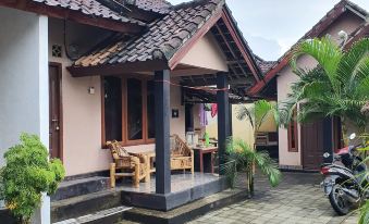 Gani Homestay