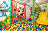 賽福會演步行街海景工作室