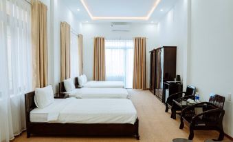 Papa Dong Hoi Hotel