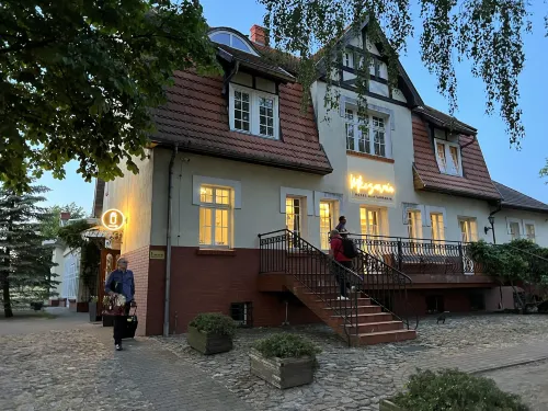 Mleczarnia Hotel Restauracja Hotels in Poznanski