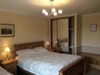 Hillview Park Hotels in Muir of Ord