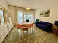 Amazing Villa with Private Garden and Pool