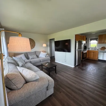 3 bedroom cottage on horse farm close to Kentucky Horse Park, Keeneland, the Ark