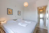 Huswell - Seafront Appartment With Stunning Views