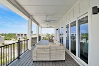 Brand New Gulf & Direct Ole River with Boat Dock, Infinity Pool & Elevator!
