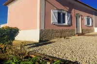 Alice's House, Private Pool, 7 km from Beach