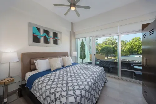 Plaza 3.14 Walking distance to the Beach and Restaurants!! Spacious  2BR Condo!!