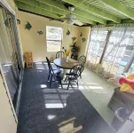 2-bedroom pool house with WiFi, AC in Spring Hill. Minutes from Weeki Wachee