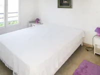 Terrace, pool, air conditioning, sea view, near beach, sleeps 4, Antibes