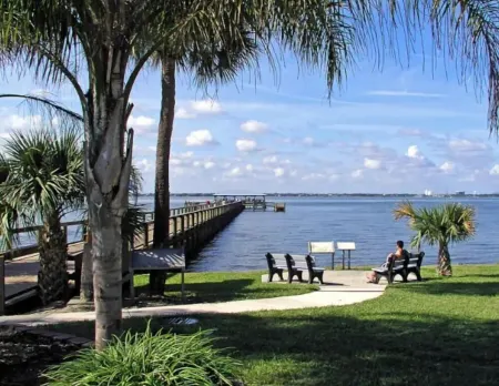 Melbourne Beach House - 3 Bedroom