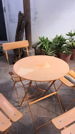 Clean, comfortable and cozy apartment.