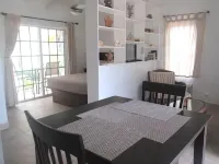 Palm Breeze Bay Cottage