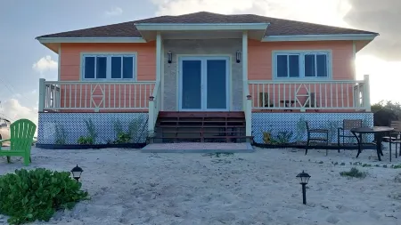 Serene and Tranquil ocean view cottage w/hot tub and vehicle