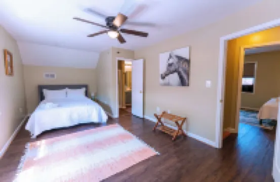 Enjoy Relaxing at Riverfront Property 4 miles from Sandstone Falls!