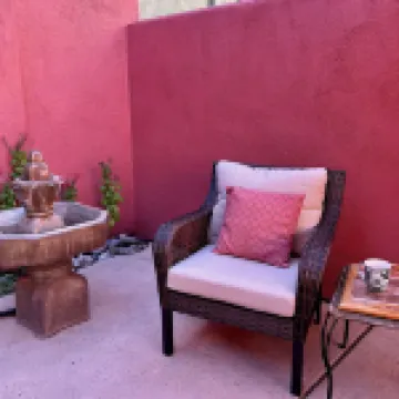 Best Nest for Walking, Swimming & Birding. Pet friendly, no pet fee!