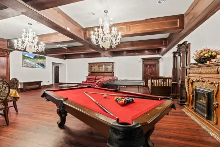 StayHaven - A Converted Historic Church Отели рядом с достопримечательностью «Моррис Арборетум & Гарденс оф Юниверсити оф Пенсильвания»