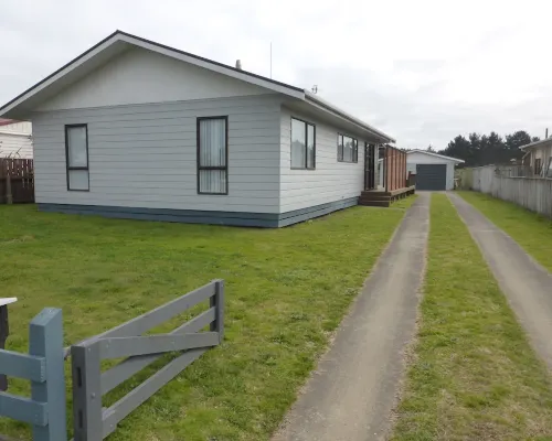 Waitarere Beach Escape Hotels in Waitārere