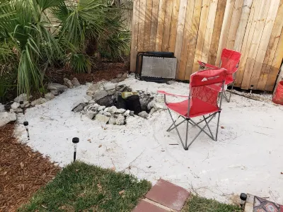 Cozy Camper PET Friendly Welcome to the Hurricane Hideaway! Hotels near Punta Gorda Airport