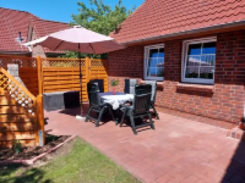 Comfortable and affordable apartment for up to 5 people
