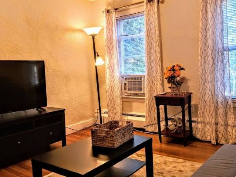 Great Apartment on River/ Harvard Square two blocks
