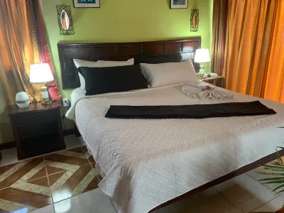 Chill-in-Negril  Renewed paradise where all your needs are met. Hôtels à : 