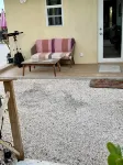 New private botanical villa on gated acre 5mins walk to beach