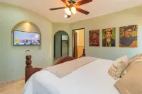 Stunning 3-bedroom home in the town of Loreto.