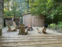 Home/Cottage in Katrine/Entire home in Katrine, Canada Hotels in Armour