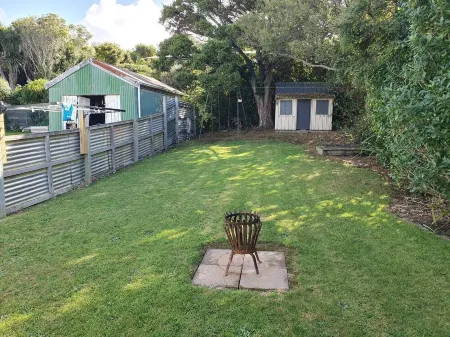 Serene on Marine, Kaka Point Отели в г. Кака Пойнт