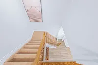 Stylish & Cozy - 4Bdrm House Fast WIFI, 2.5 Bath