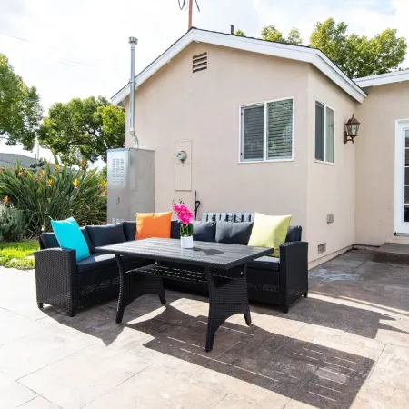 Spacious Charming 4BR 3BA Home with Outdoor Pool & Patio