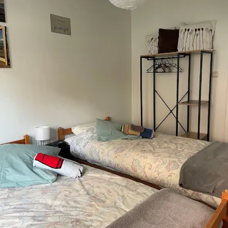 Cozy apartment on the seawall in Westende
