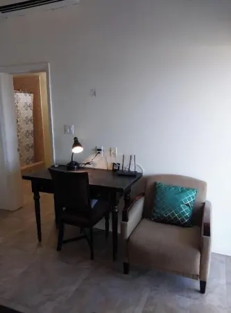 Beautiful island getaway, close proximity to popular beaches and historic site C