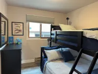 Welcome to Sea Glass Cottage!  A short 2 minute walk to the beach! Hotel a Dunnottar