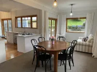 Maddie's Homestay Hotels near New World Newlands