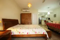 Condominium on the sand in Guarujá SP. Comfort and beautiful photos guaranteed! Hotell i Jardim Tres Marias