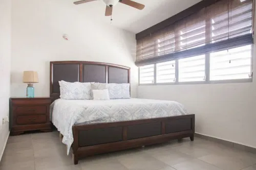 2 BR 2 Bath Walk to Beach and 3 Restaurants Bars by Blackeagle marina.