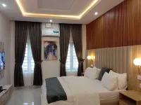 Harris Apt - Absolute finest Hotels near RCCG The Messiah's Place