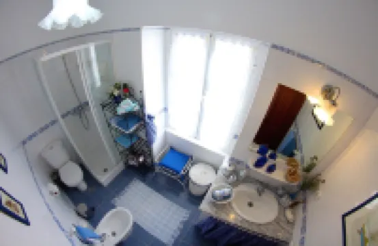 Traditional house. Fantastic sea view. Large outdoor spaces with barbecue.
