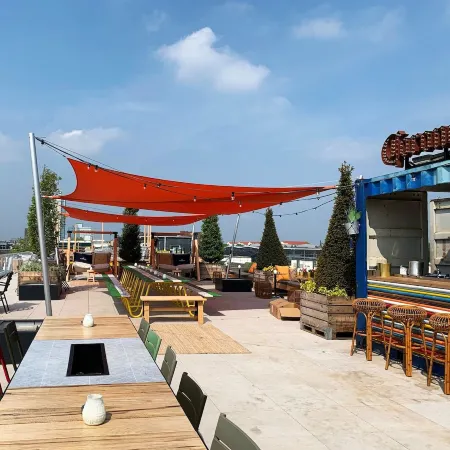 Appartement Deluxe Отели рядом со станцией Tilburg railway station