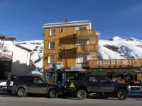Apartment located in Deux-Alpes: 2 to 6 people