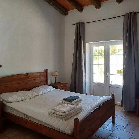 Secluded 2 Bedroomed Country Cottage with Private Pool north of the Algarve