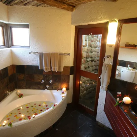 Tau Game Lodge