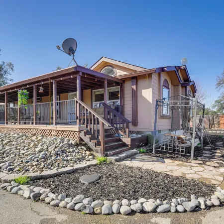 Covered Patio: Lincoln Vacation Rental!