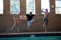 Moose Creek Lodge & Suites - piscina