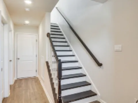 2 Mi to Dtwn Frederick: Updated Townhome Hotels in Frederick